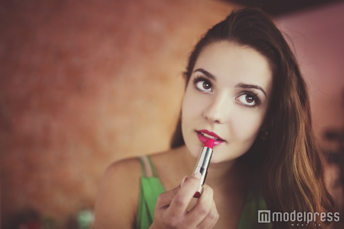 せっかくのメイクが台無し！男性に「おブス」認定される5つのポイント（Photo by Halfpoint／Fotolia）