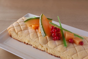 メロンパン パウンドケーキ／画像提供：横浜ベイシェラトン ホテル＆タワーズ