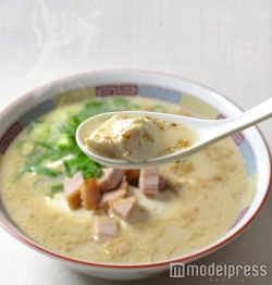 一風堂の“麺なし”ラーメン「白丸とんこつ100年豆腐」