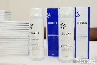 「関西コレクション」バックヤードに出展（C)モデルプレス