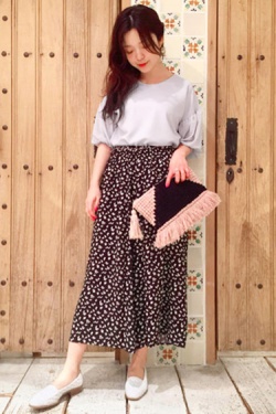 lady chiffon top ～レディシフォントップ「flower」7,862円／画像提供：flower WEB SHOP