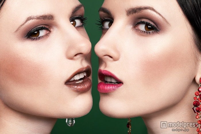 テカり発生！「サラサラ肌」をキープする方法（Photo by AlexButsCom） 