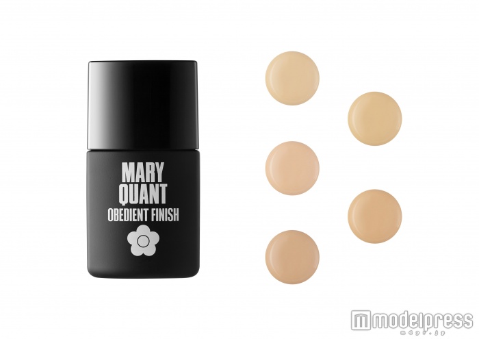 「オビーディエント フィニッシュ SPF20／PA＋＋ 全5色（¥4,320／税込）」