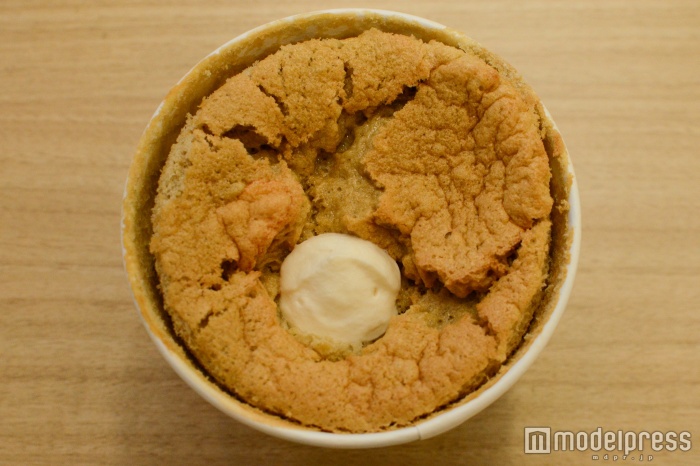しっとりとした生地が美味しそう（C）モデルプレス