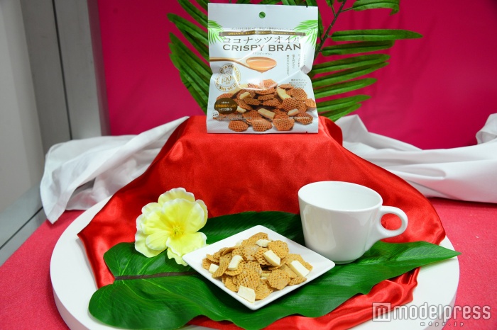「ココナッツオイル CRISPY BRAN（クリスピーブラン）」（阿部幸製菓株式会社）（C）モデルプレス