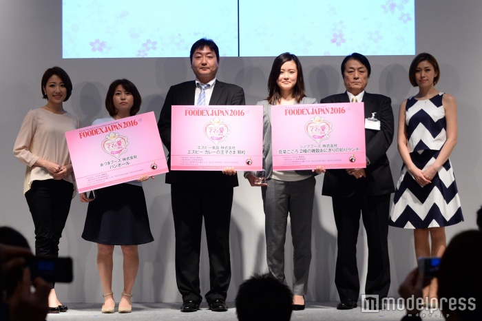 第2回「ママの愛グランプリ 2016」グランプリ受賞発表会（C）モデルプレス
