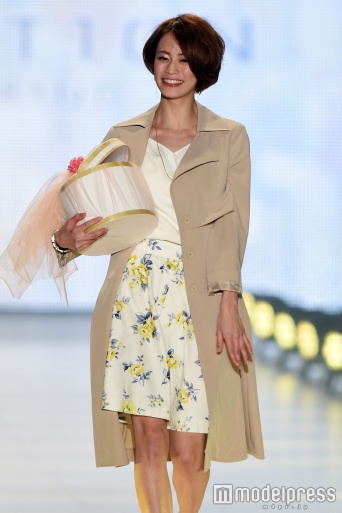 坂田梨香子「関西コレクション2016 S/S」より(C)モデルプレス