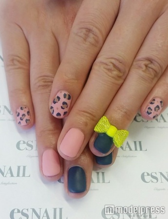 リボンがアクセントに／画像提供esNAIL