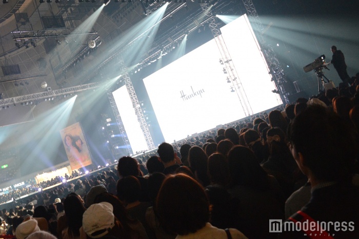 「神戸コレクション2016 SPRING／SUMMER」会場の様子（C）モデルプレス