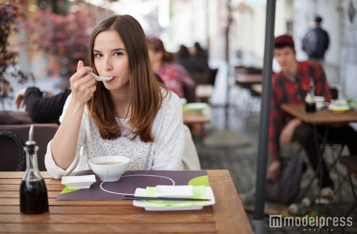頼れる人に相談しよう（Photo by berc／Fotolia）