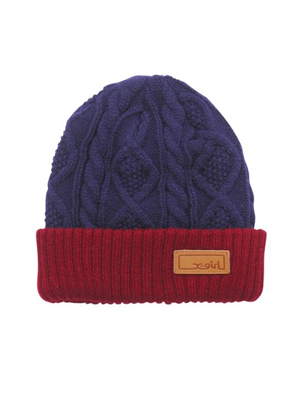 CABLE KNIT CAP