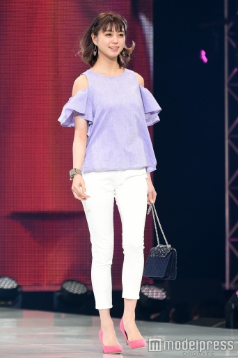 大川藍「神戸コレクション2016S／S」より（C）モデルプレス