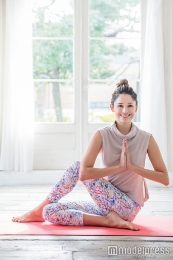 Kellyがこだわる“ナチュラルビューティ”（画像提供：セブン＆アイ出版）