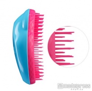 長さの違う長短2段のブラシから成る「タングルティーザー」