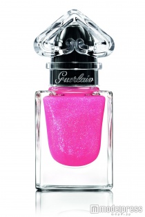 ラ プティット ローブ ノワール ネイル／001　マイファーストネイルポリッシュ／各3，000円（税抜）／画像提供・GUERLAIN（ゲラン）