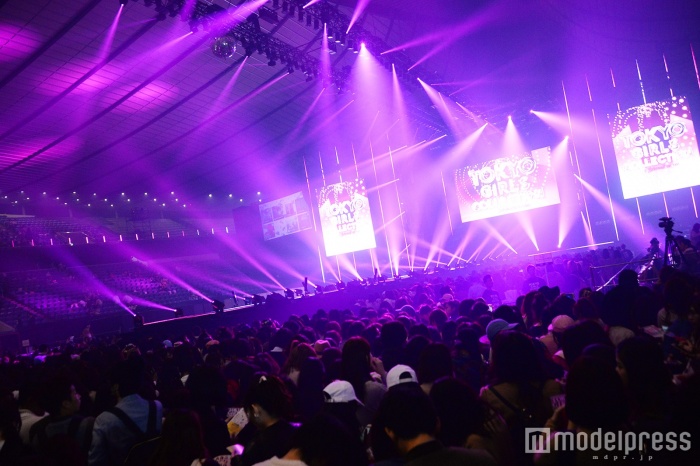 「第22回 東京ガールズコレクション2016 SPRING／SUMMER」会場の様子（C）モデルプレス