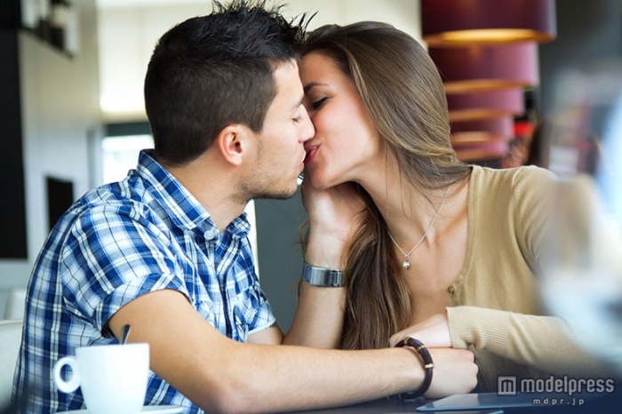 自然体なのに…男性から誘われる女性の特徴6つ（Photo by nenetus／Fotolia）