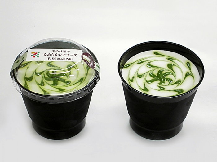 宇治抹茶のなめらかレアチーズ￥184（税別）／画像提供：セブン-イレブン