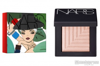 デュアルインテンシティーアイシャドー／1942 TOPLESS／本体 各3，000円＋税／画像提供NARS