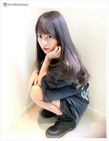 黒髪でイメージを一新させた鈴木あや／鈴木あやInstagramより