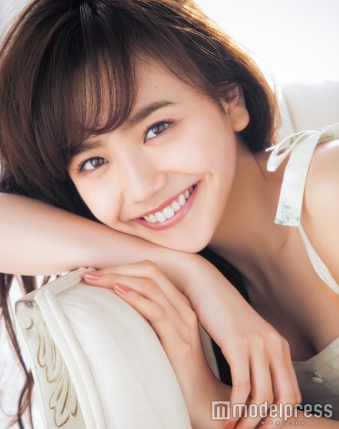 ぷるぷる肌になれちゃう！肌美精オールインワンマスクに松井愛莉も「もう手放せない」とベタ惚れ