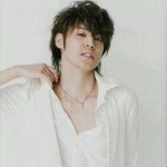 927170_1576606935900587_1111915984_a