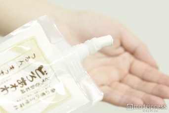 泡立て前はまさに“泥”!(C)モデルプレス