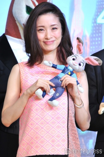 上戸彩(C)モデルプレス