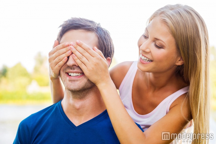 モテ美人はしっかりと中身も磨いている（photo by gstockstudio／Fotolia）
