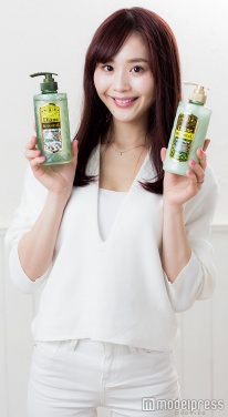 「モイスト・ダイアン ボタニカルモイスト」シャンプー／トリートメント（画像提供：セブン＆アイ出版）