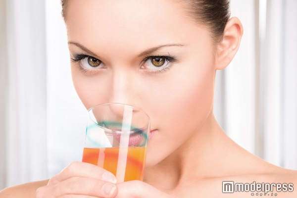 酵素ドリンクダイエットは、即効性があり、リバウンドしにくい(Photo by Syda Productions)