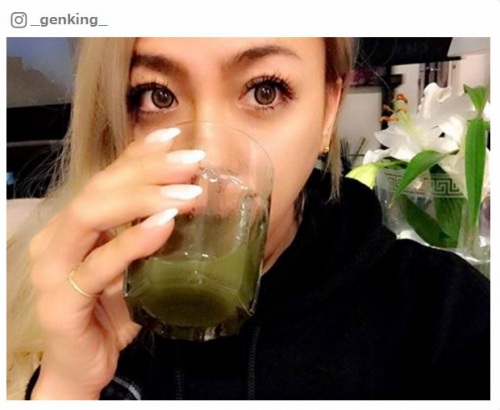 GENKINGの青汁って本当に美味しいの?2週間で-7kgの秘密におしゃれ女子が迫る/GENKING Instagramより