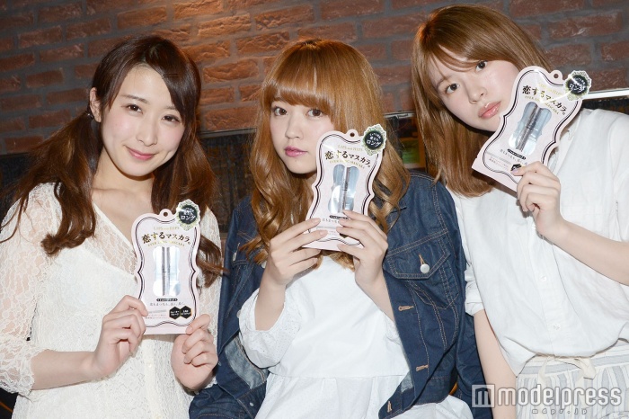 （左から）伊藤彩さん、ゆにめろでぃさん、ゆきらさん（C）モデルプレス