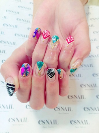 ペイズリー柄／画像提供：esNAIL