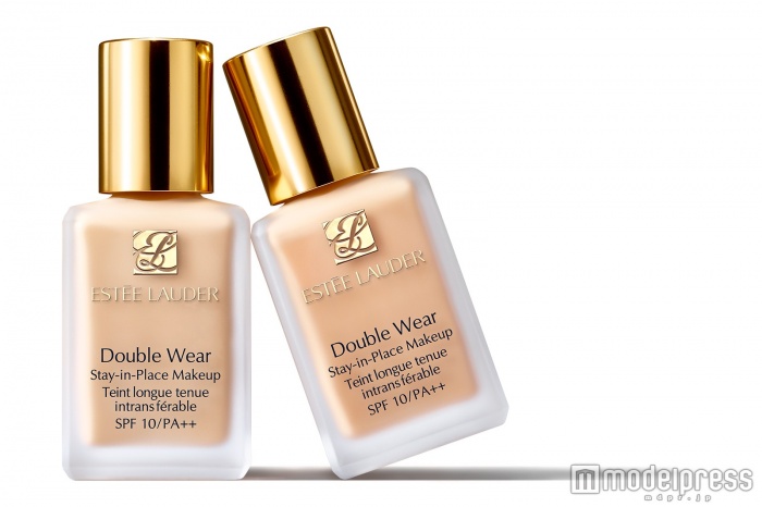 エスティ ローダーのロングセラー ファンデーション「ダブル ウェア」