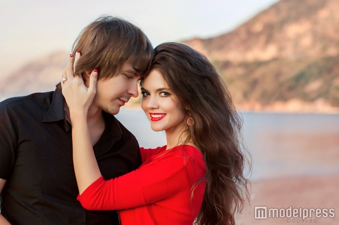 男性をその気にさせる“もったいぶり女子”が無意識していること5つ(photo by Victoria Andreas/Fotolia)