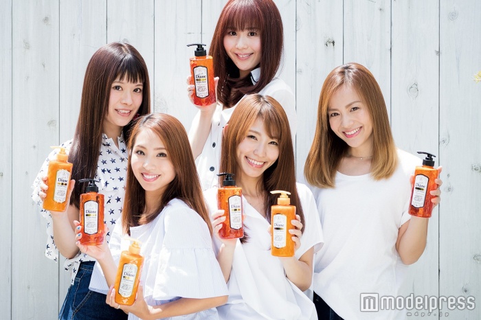 「モイスト・ダイアン エクストラモイスト」でツヤ髪へ（画像提供：セブン＆アイ出版）