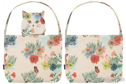 バッグ／画像提供：PAUL & JOE BEAUTE