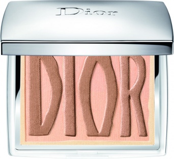 「パレット アンテンポレル」008／各7,000円（本体価格）／画像提供・Dior