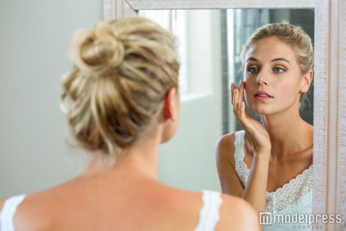おっさん化加速中！女子力が崩壊するNG習慣（photo by WavebreakmediaMicro／Fotolia）