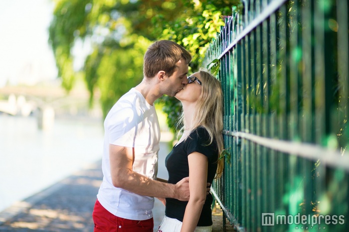 極上なキスで彼を離さないようにする方法5つ(Photo by jaspe)