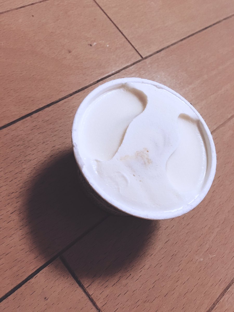 Cm6pkesvyaafznr