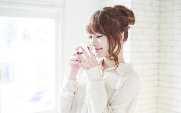 飲むだけで体質改善できる、 白湯ダイエットで痩せ体質に