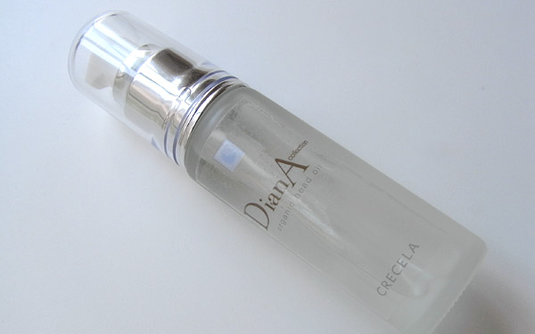 ディアーナ ムーンサイクルセラム last quarter ゼラニウム、ジュニパー、レモン、ローレルをブレンドし、副交感神経優位から交感神経優位への切り替えをスムーズに。「ディアーナ ムーンサイクルセラム last quarter」 30ml ￥12,000