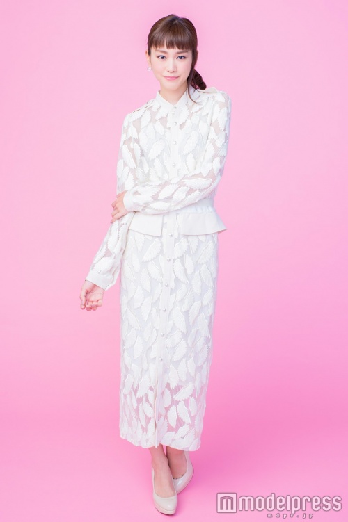 全身シースルーの存在感！／桐谷美玲（C）モデルプレス