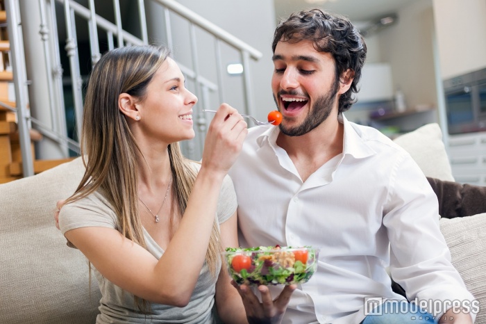 男性がお家デートで彼女にされたいと思っている5つのこと（photo by Minerva Studio／Fotolia）
