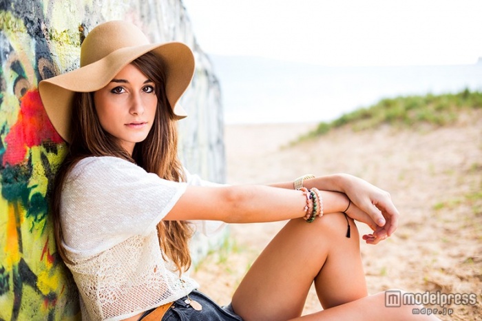 日傘を持って常に日陰を持ち歩きましょう（Photo by EpicStockMedia／Fotolia）