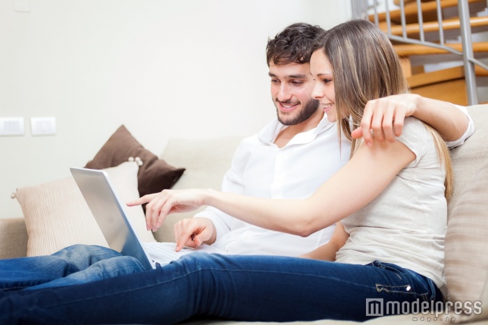 意外と男子ウケ抜群！“ちょいオタ女子”とは？（Photo by Minerva Studio／Fotolia）