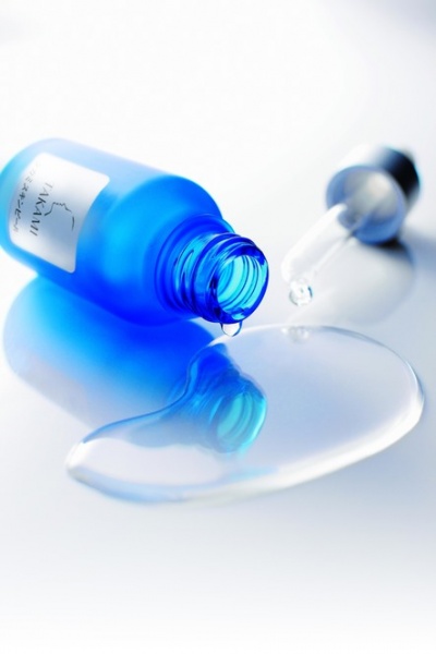 「タカミスキンピール」で“はがさない”角質ケアを始めよう！