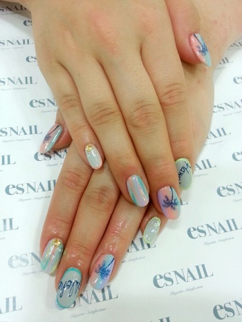 ブルー系ニュアンス（画像提供：esNAIL）